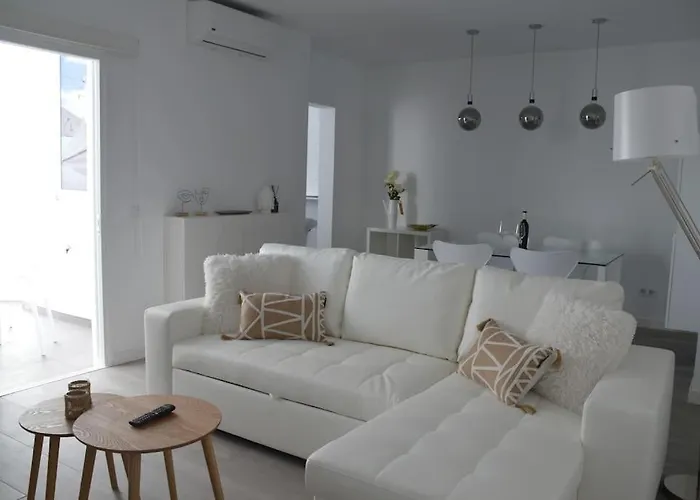 Feriehus White Serenity Playa Honda (Lanzarote)