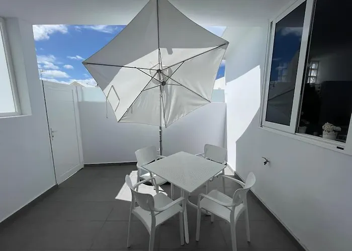 White Serenity Feriehus Playa Honda (Lanzarote)