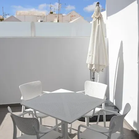 White Serenity Nyaraló *